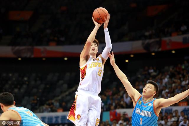 CBA神狙连续2年成全明星首发 他能否重返男篮