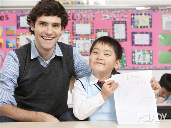 老婆的身体被陌生男人浇灌,激烈程度让她暴露了大秘密