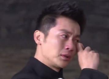 看到李晨哭红鼻子 范冰冰下一秒也心疼地哭了